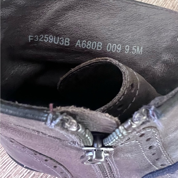 JOHN Varvatos Men CHUKKA laces up side Zipper Distressed Gray Boots SZ 9.5 - Picture 6 of 6